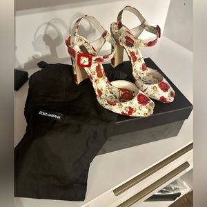 Dolce&Gabbana Floral Sandals
